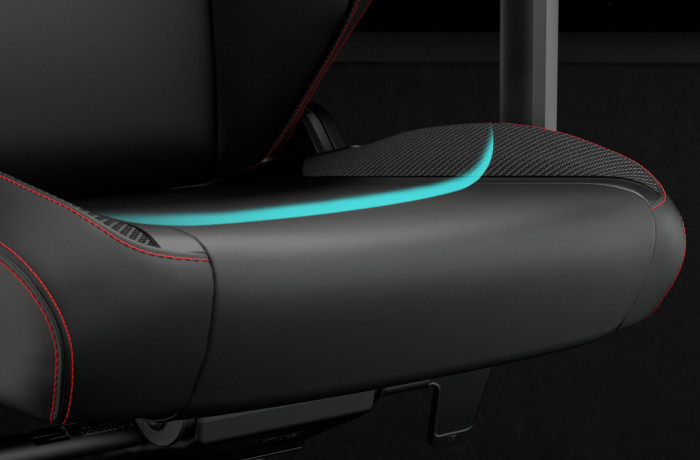 Seat base of the Secretlab TITAN Evo chair with the curvature of the seat base highlighted